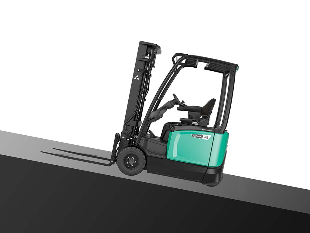 Las carretillas eléctricas fb14-20cn2t tienen de serie la retención de subidas