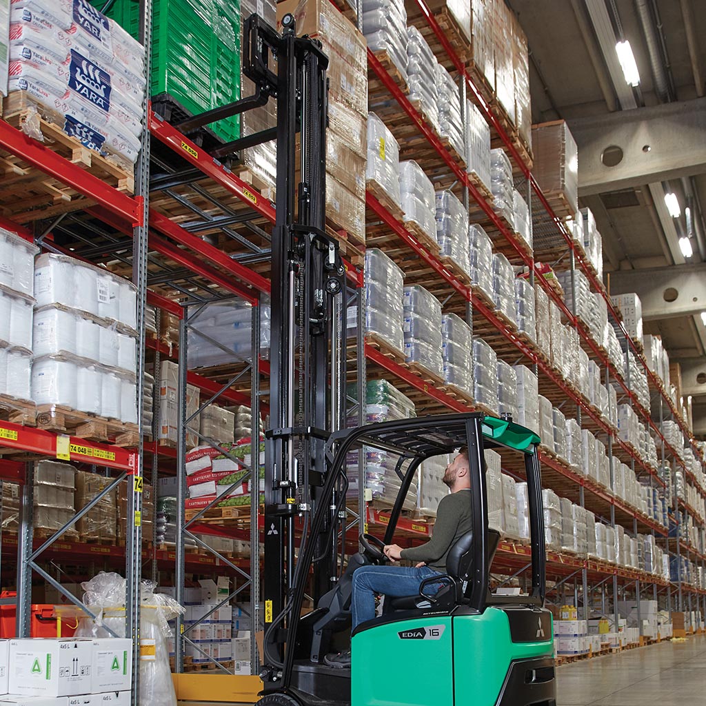 Control pasivo de balanceo de las carretillas eléctricas fb14-20cn2 triciclo